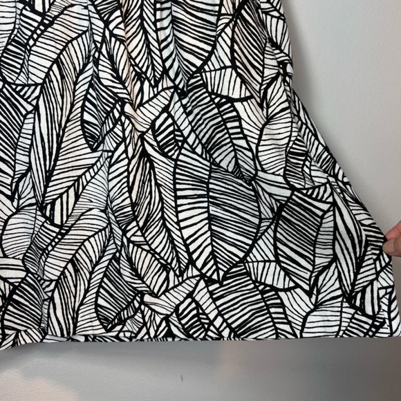 Loft Linen Blend Skirt Black Ivory Tropical Leaf Pockets NEW Womens Large Petite - Picture 3 of 10